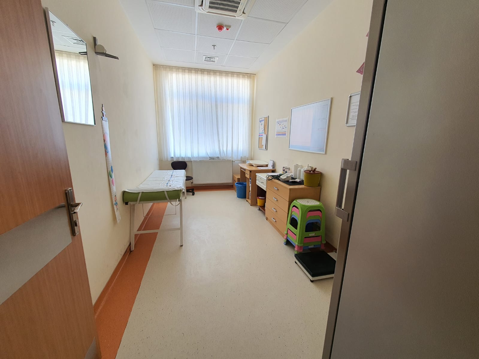 Aşılama ve bebek çocuk izlem odası